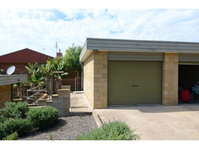 Duplex 1/13 Maling Street, Eden NSW 2551