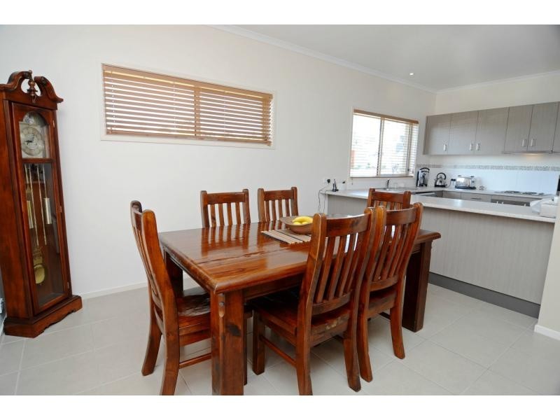 9 Wave Street, Eden NSW 2551