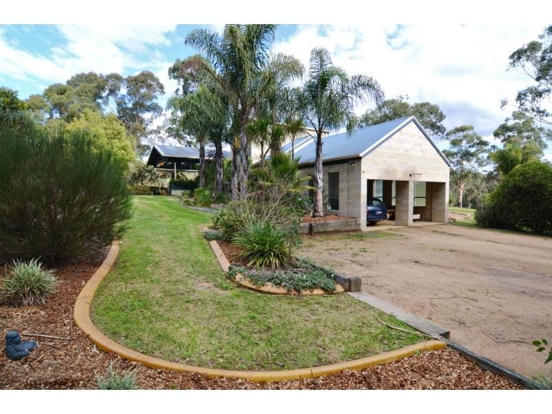 36 Walsh Close, Wolumla NSW 2550