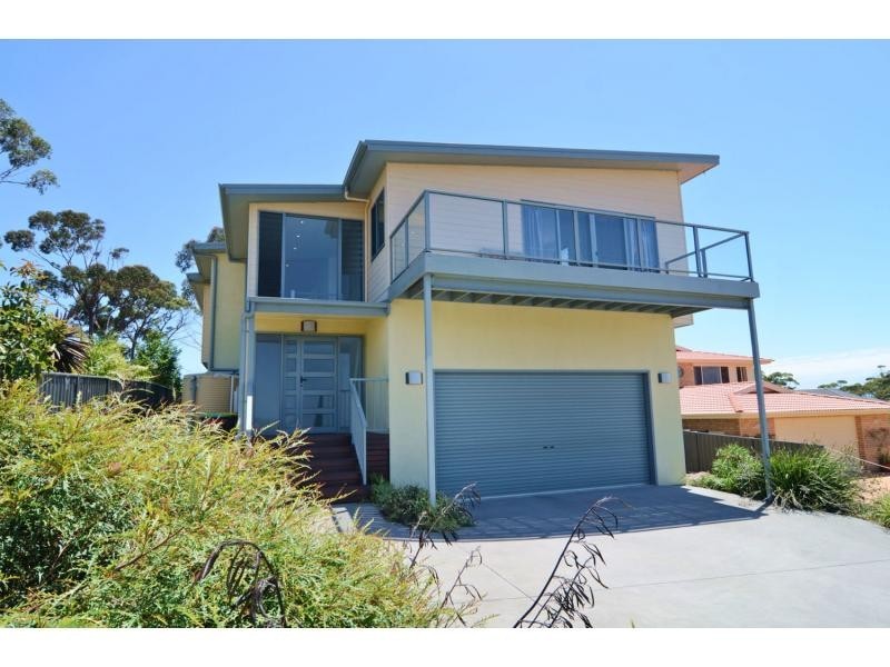 3 Emily Lane, Tura Beach NSW 2548