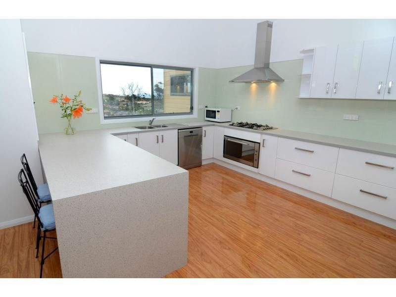 3 Emily Lane, Tura Beach NSW 2548