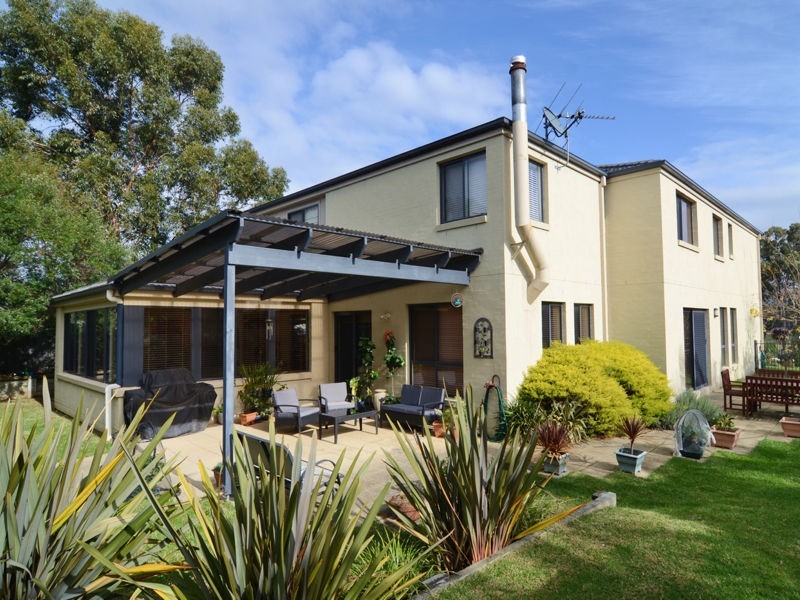 10 Kingfisher Circuit, Eden NSW 2551