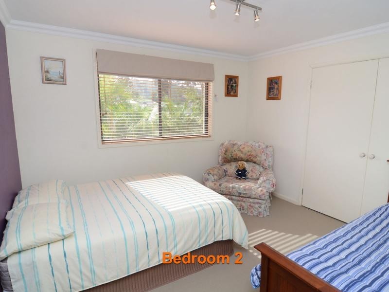 10 Kingfisher Circuit, Eden NSW 2551
