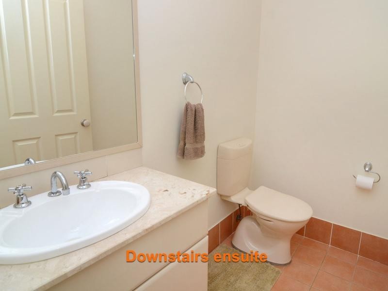 10 Kingfisher Circuit, Eden NSW 2551