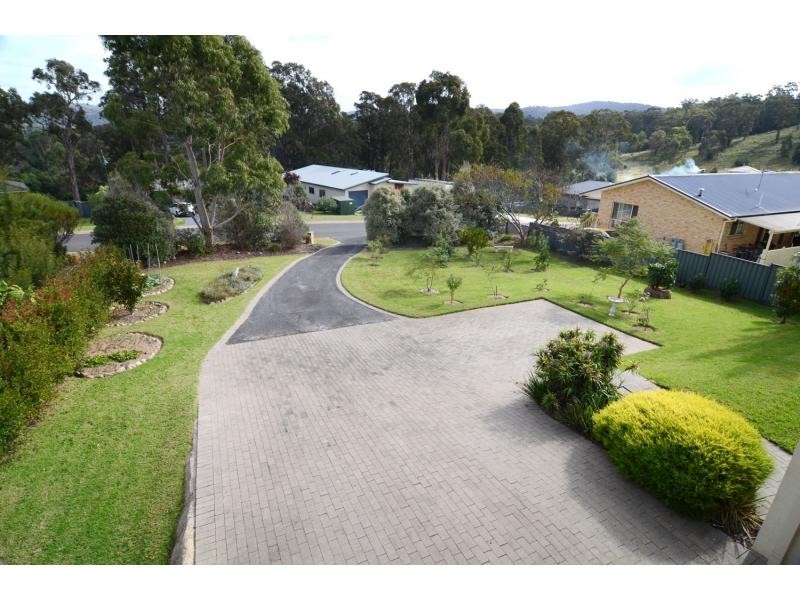 10 Kingfisher Circuit, Eden NSW 2551
