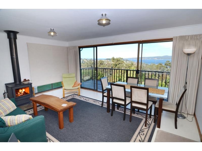 10 Phillipps Street, Eden NSW 2551