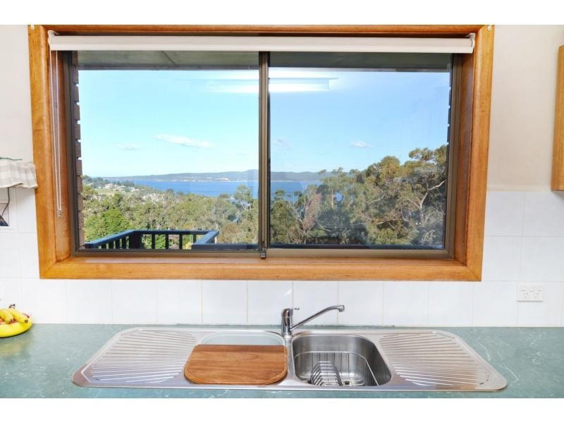 10 Phillipps Street, Eden NSW 2551