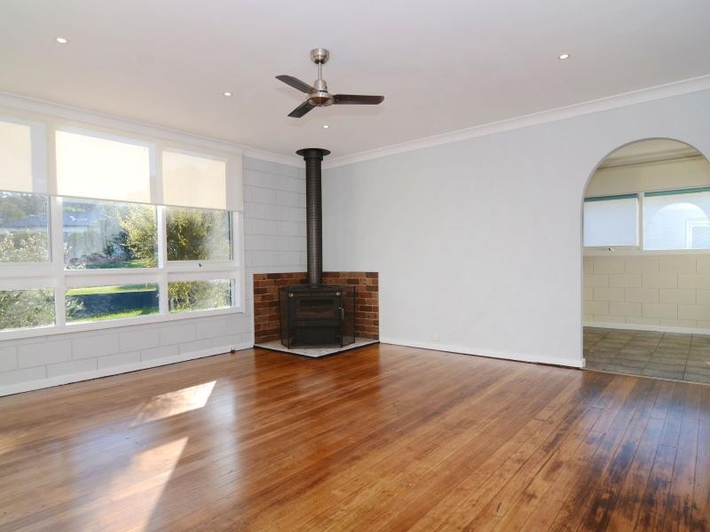 64 Princes Highway, Eden NSW 2551