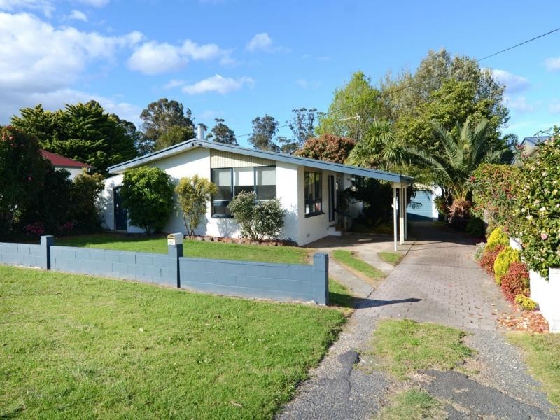 64 Princes Highway, Eden NSW 2551
