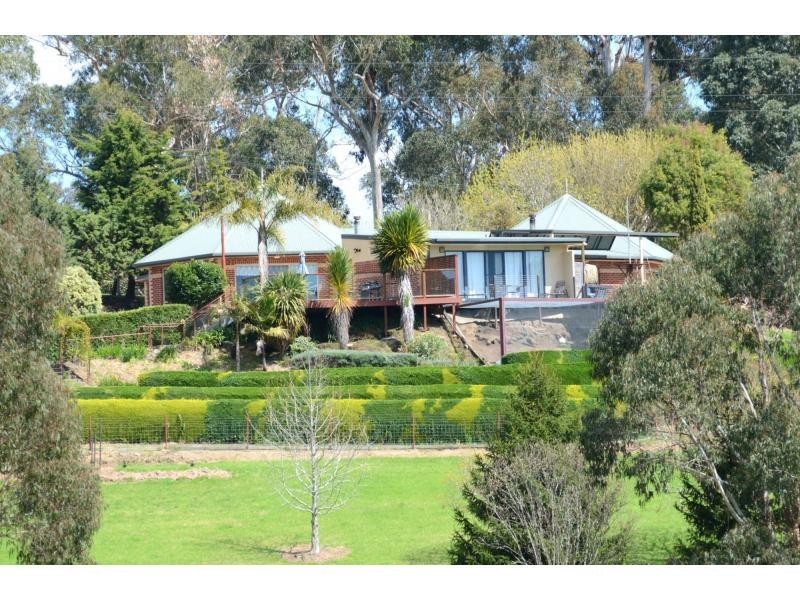 16 Eurack Court, Kiah NSW 2551