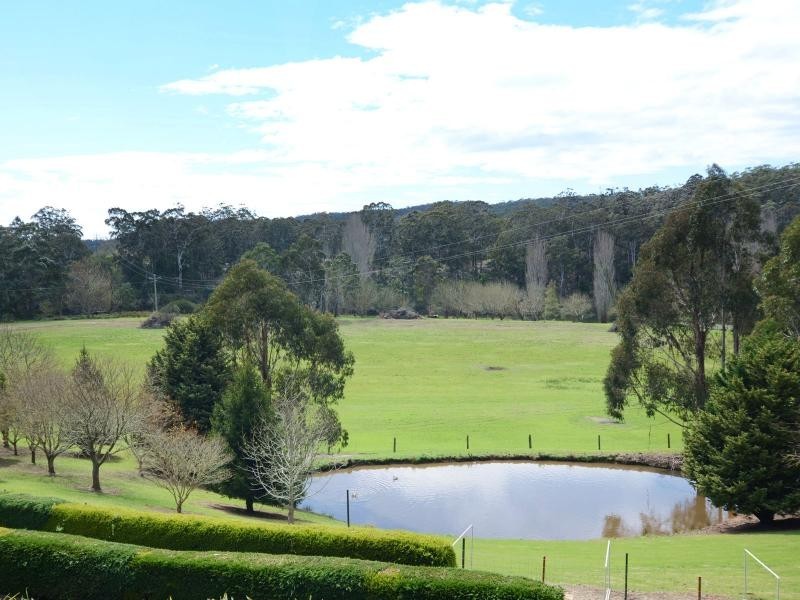 16 Eurack Court, Kiah NSW 2551