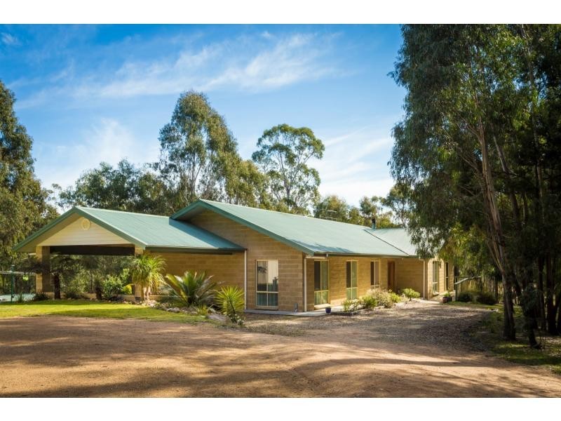26 Walsh Close, Wolumla NSW 2550