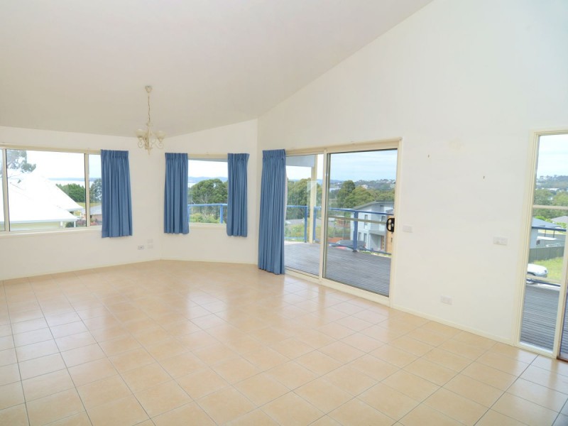 31 TRUMPETER Avenue, Eden NSW 2551