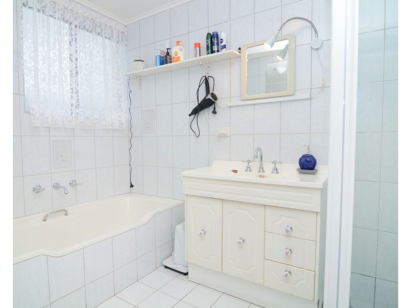 1/4 Calle Calle Street, Eden NSW 2551