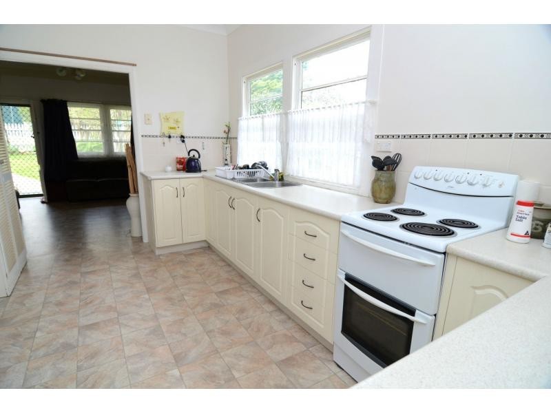 27 Maling Street, Eden NSW 2551