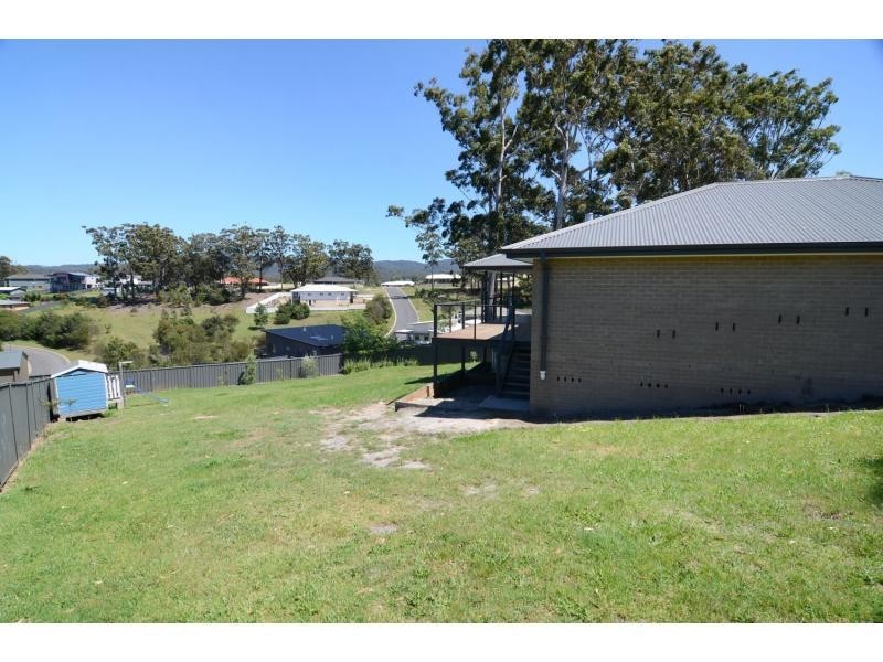 8 Trumpeter Avenue, Eden NSW 2551