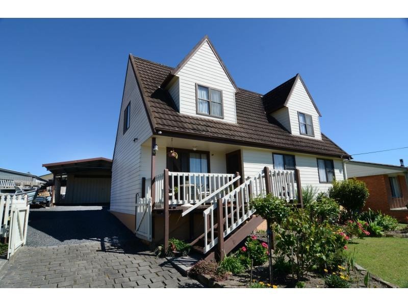 11 West Street, Eden NSW 2551