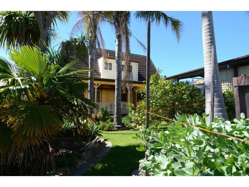 11 West Street, Eden NSW 2551