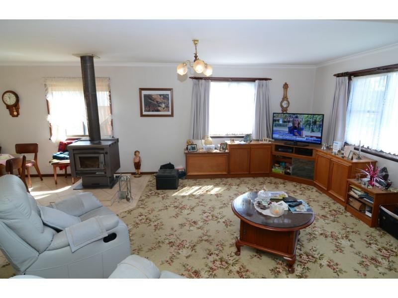 11 West Street, Eden NSW 2551