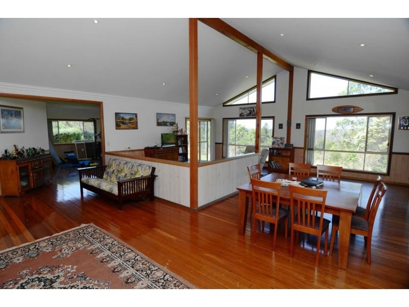 972 Back Creek Road, Lochiel NSW 2549