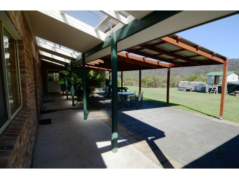972 Back Creek Road, Lochiel NSW 2549