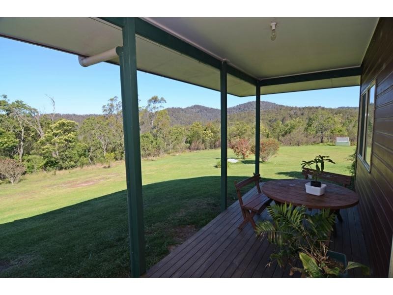 972 Back Creek Road, Lochiel NSW 2549