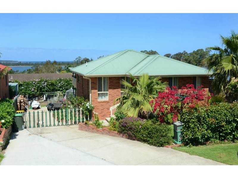 6 Hollydale Place, Eden NSW 2551