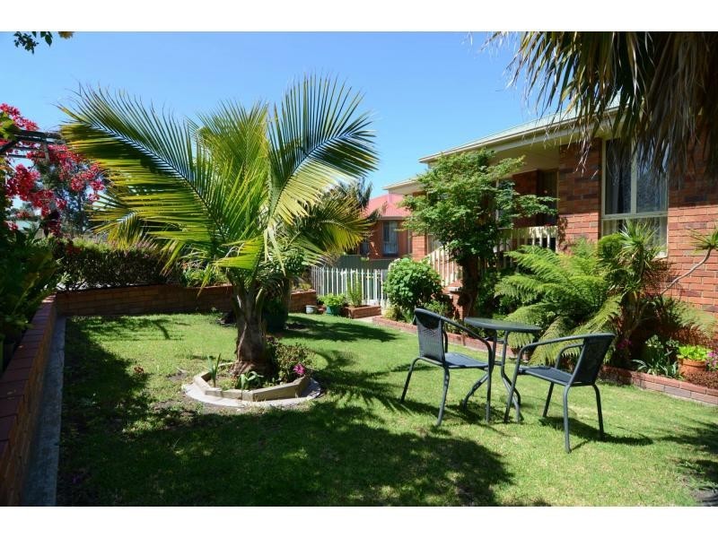 6 Hollydale Place, Eden NSW 2551