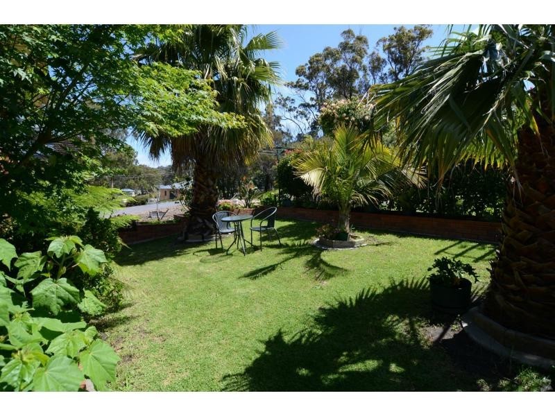 6 Hollydale Place, Eden NSW 2551