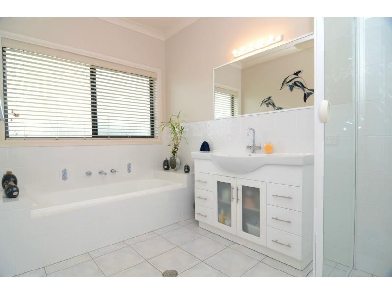 14 Walsh Close, Wolumla NSW 2550