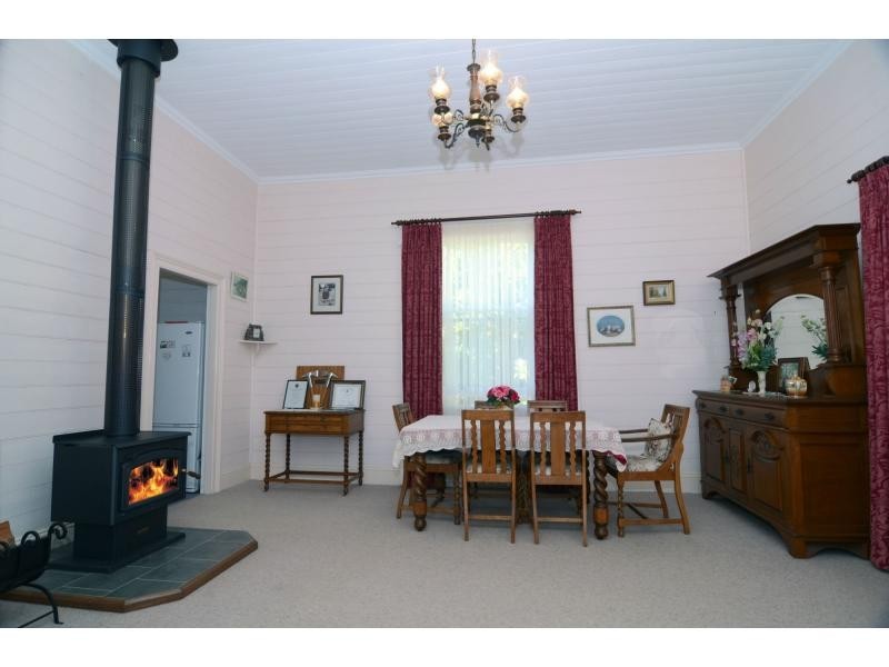 50 Princes Highway, Eden NSW 2551