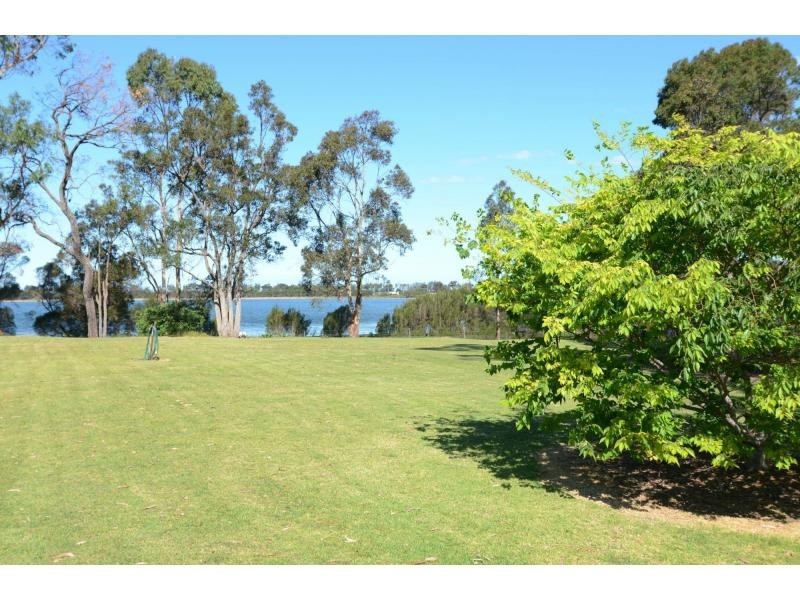 50 Princes Highway, Eden NSW 2551