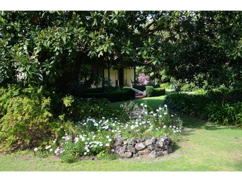 50 Princes Highway, Eden NSW 2551