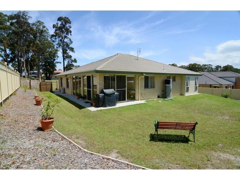 5 Albacore Crescent, Eden NSW 2551