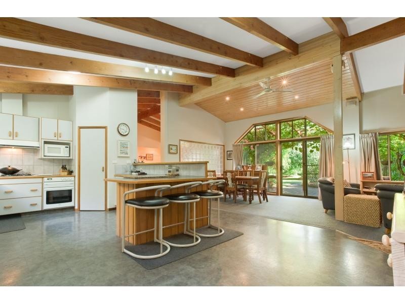 44 Oaklands Road, Pambula NSW 2549