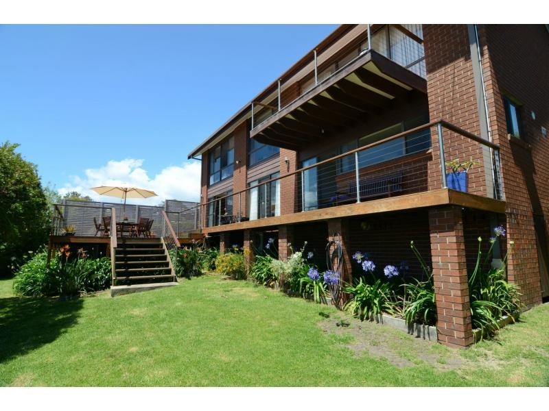 10 Yule Street, Eden NSW 2551