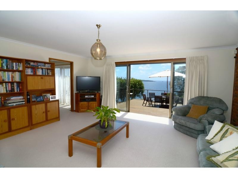 10 Yule Street, Eden NSW 2551