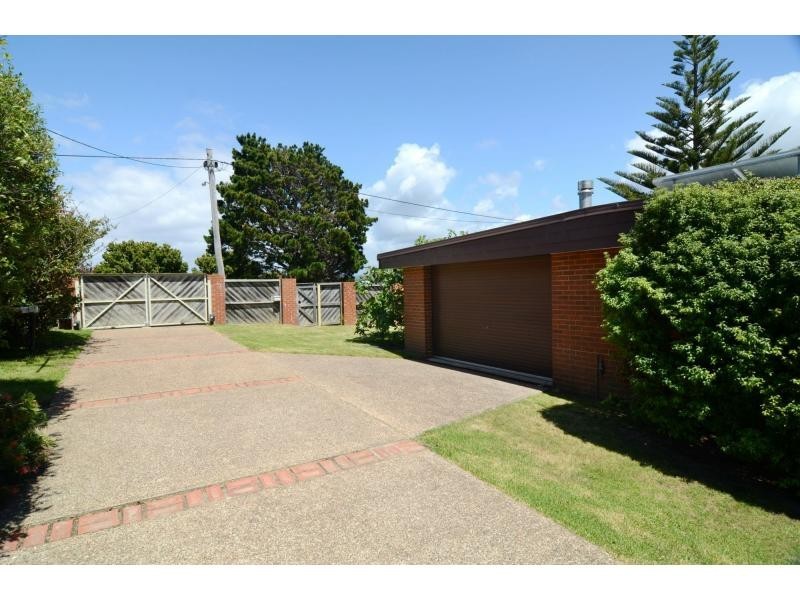 10 Yule Street, Eden NSW 2551