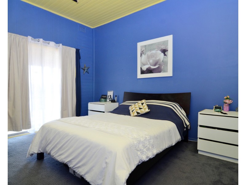 999 Back Creek Rd, Lochiel NSW 2549