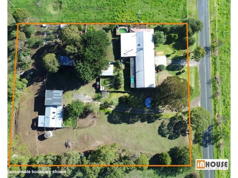 999 Back Creek Rd, Lochiel NSW 2549