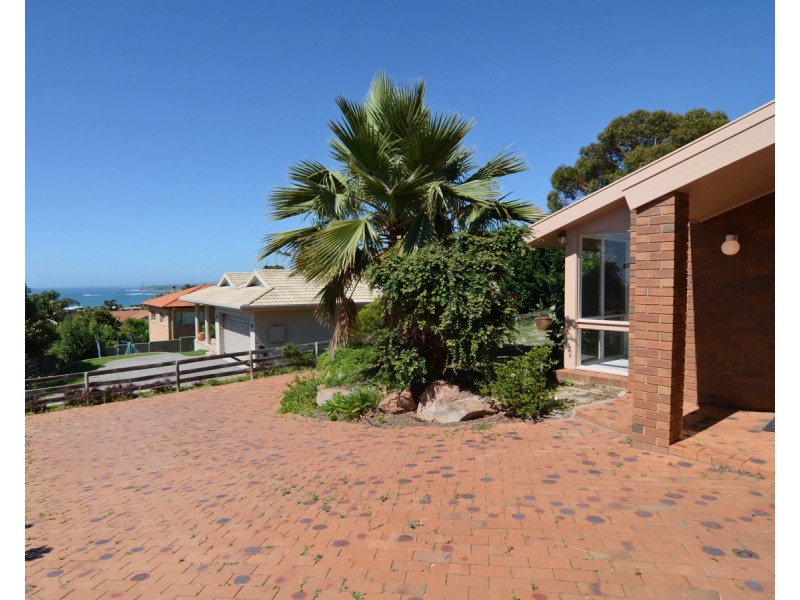 30 Beach View Ct, Tura Beach NSW 2548