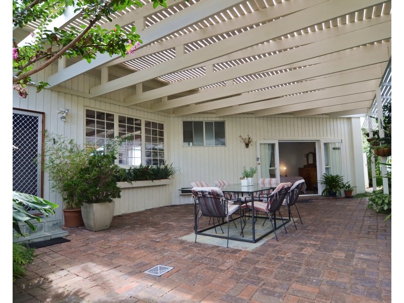1 Caldy Pl, Tura Beach NSW 2548
