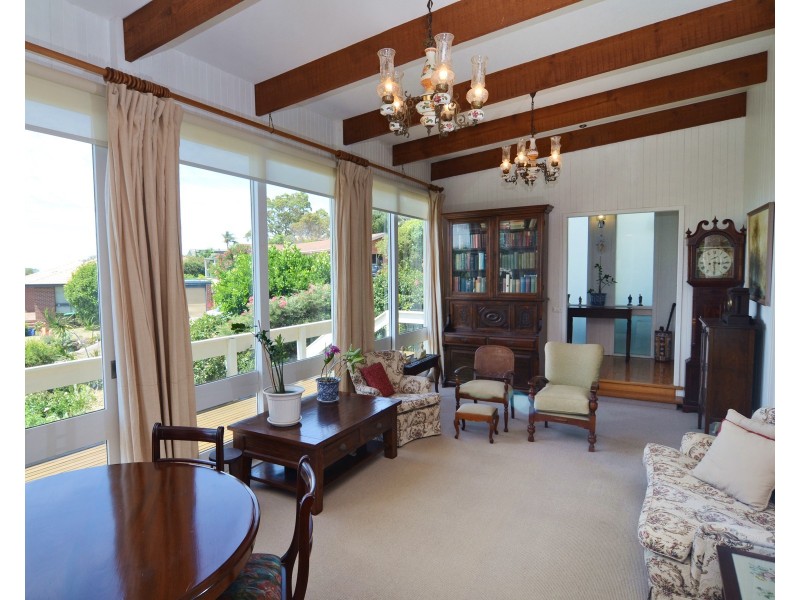 1 Caldy Pl, Tura Beach NSW 2548