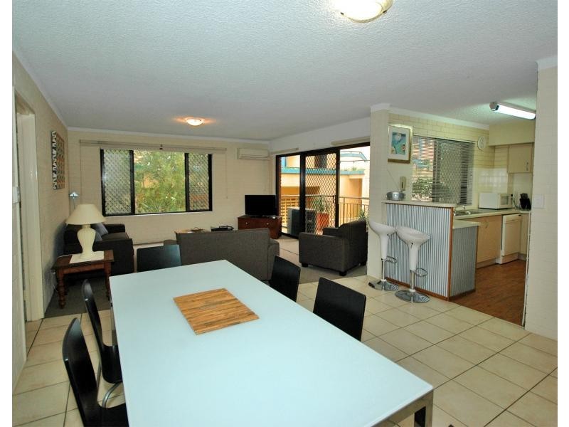 Unit 6/13 Burnett Street, Mooloolaba QLD 4557
