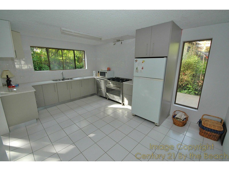 10 Lentara Crescent, Mooloolaba QLD 4557