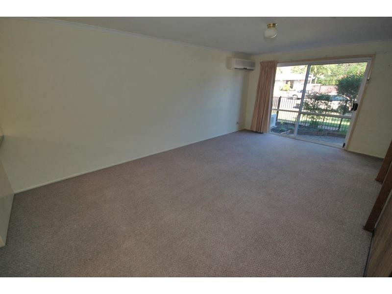 Unit 2/96 Amarina Avenue, Mooloolaba QLD 4557