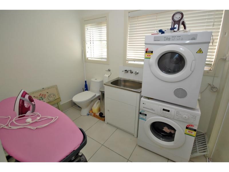 Unit 2/3 Bahlaka Street, Mooloolaba QLD 4557