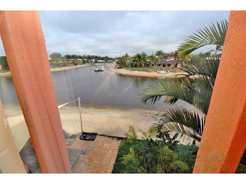Unit 5/21 Pangarinda Place, Mooloolaba QLD 4557