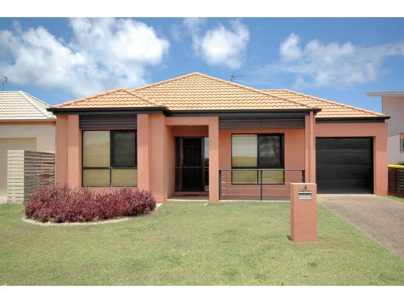 4 Bimini Street, Kawana Island, Kawana Island QLD 4575