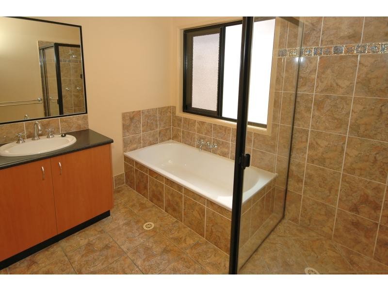 4 Bimini Street, Kawana Island, Kawana Island QLD 4575